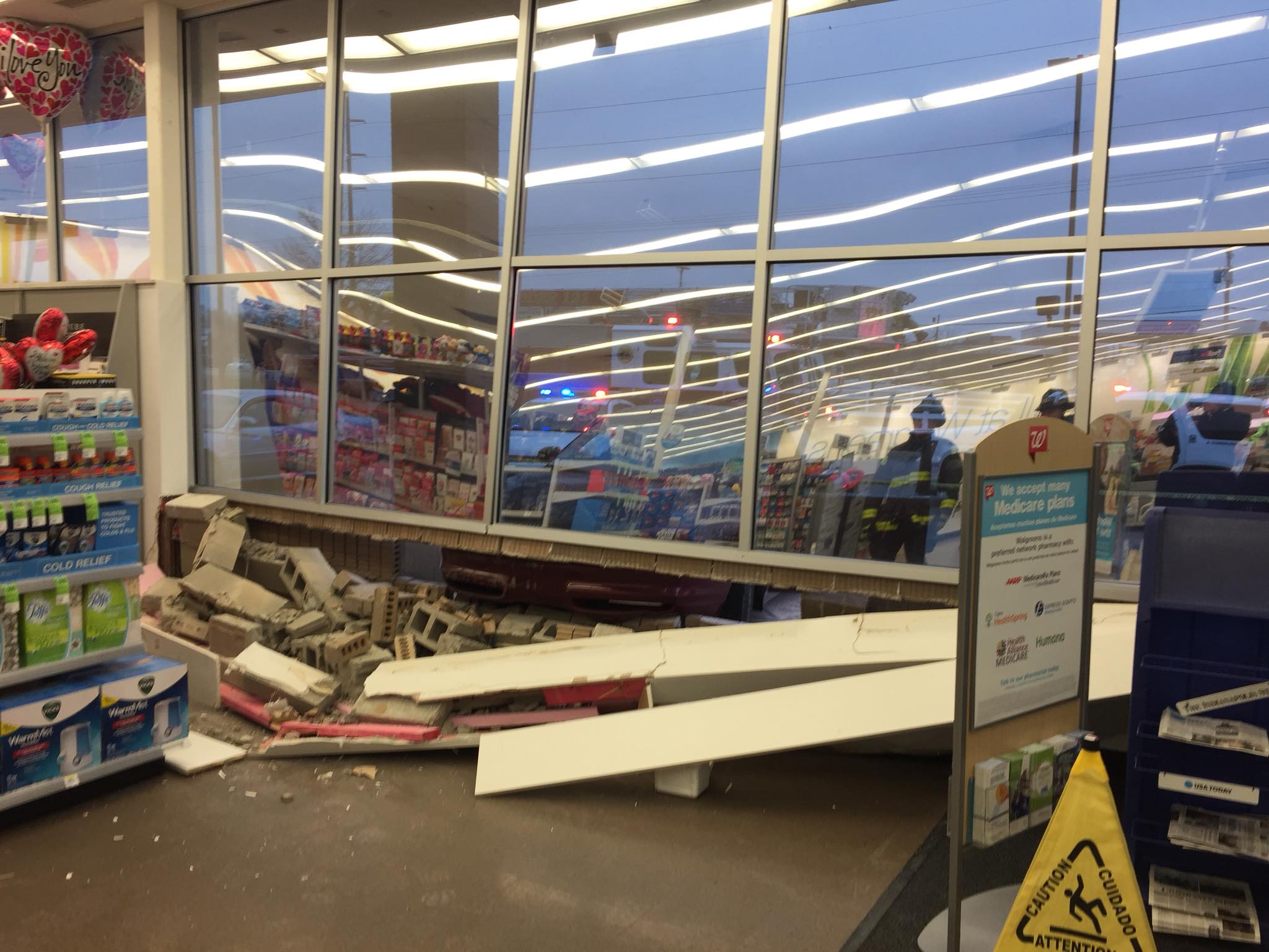 Car crashes into Walgreens drugstore in Plainfield - Indianapolis News ...