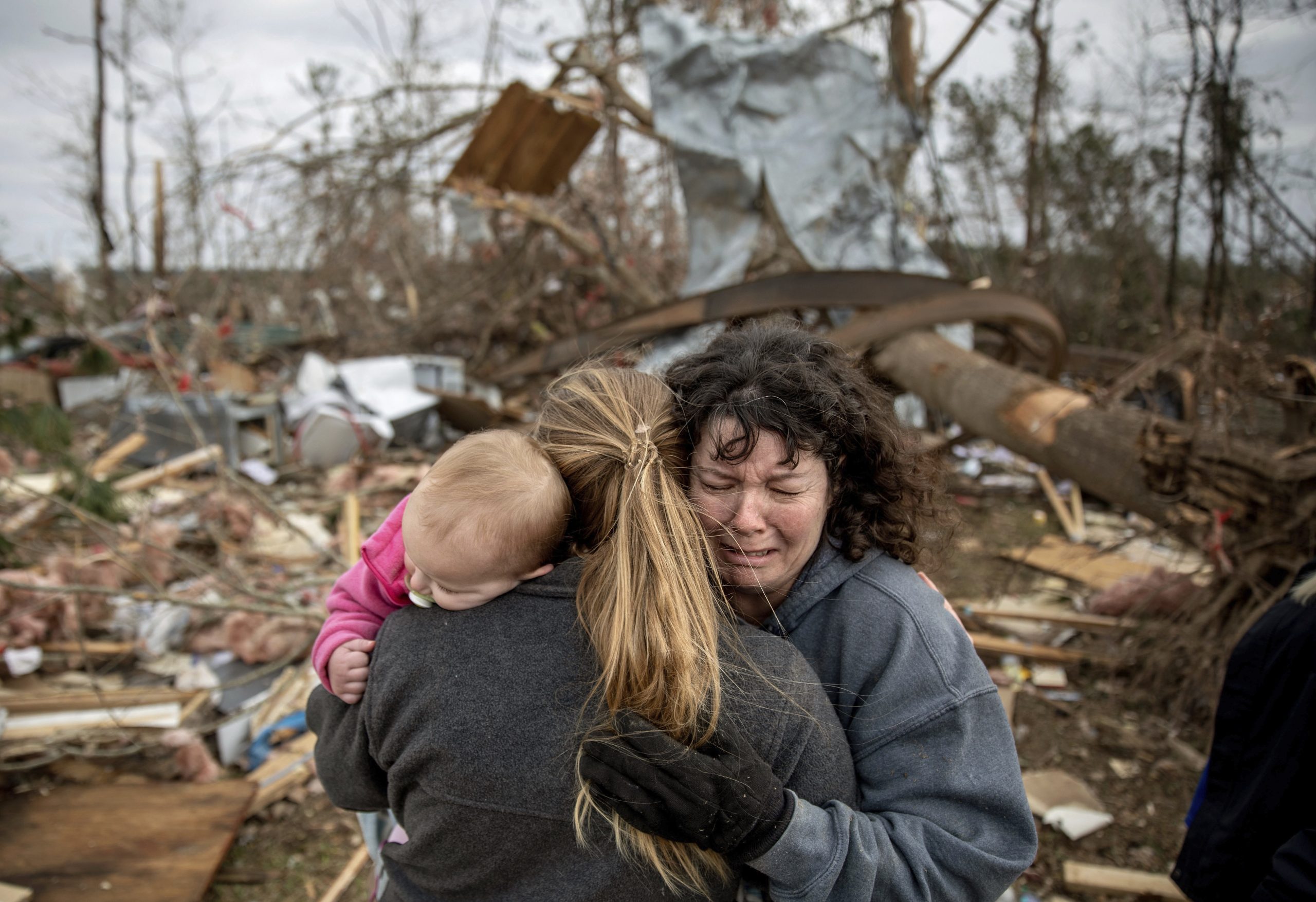 Man finds father's body in Alabama tornado wreckage - Indianapolis News ...