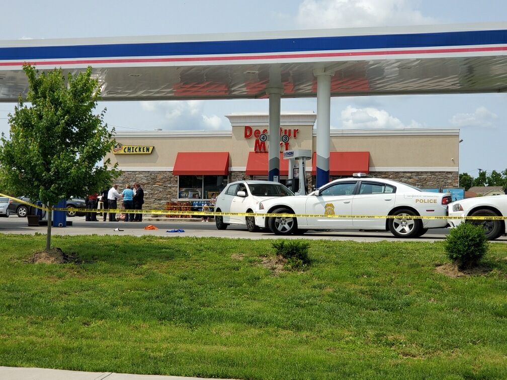 Victim's family mourns death after triple shooting at gas station ...