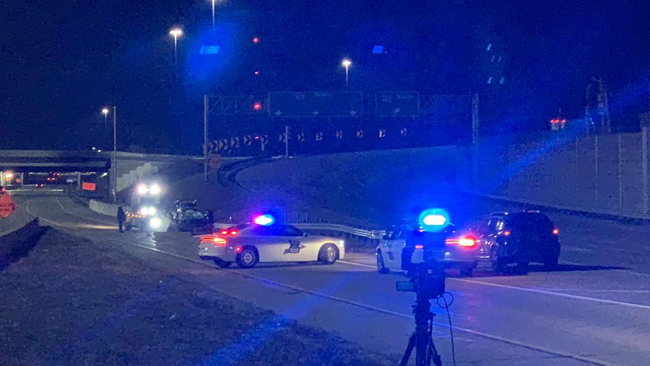 1 dead in single-vehicle crash on EB I-70 at I-465 - Indianapolis News ...