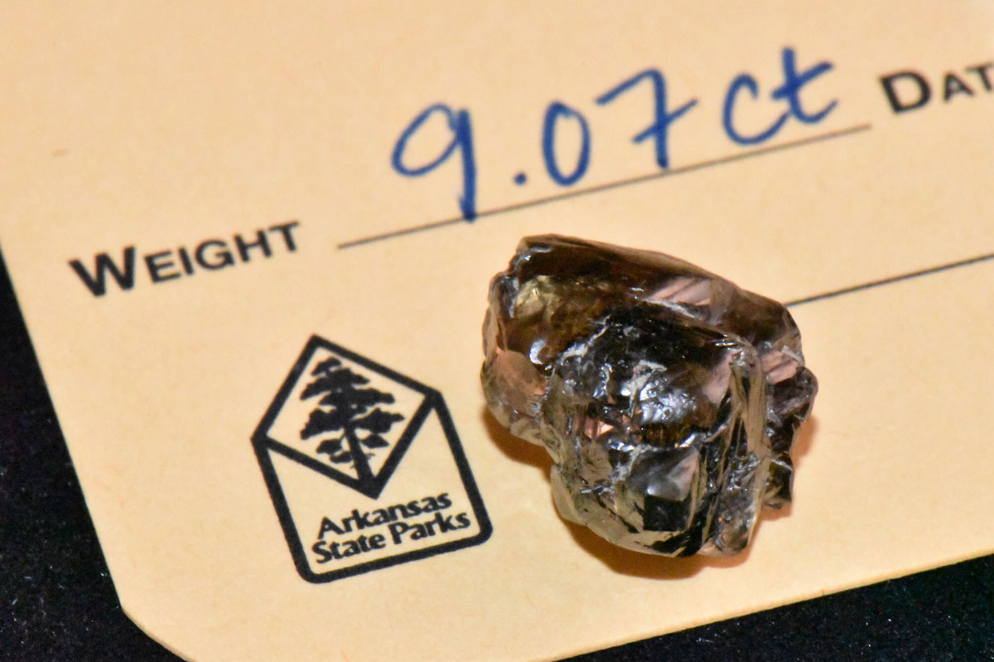 Man finds 9-carat diamond, 2nd-largest in Crater of Diamonds State Park ...