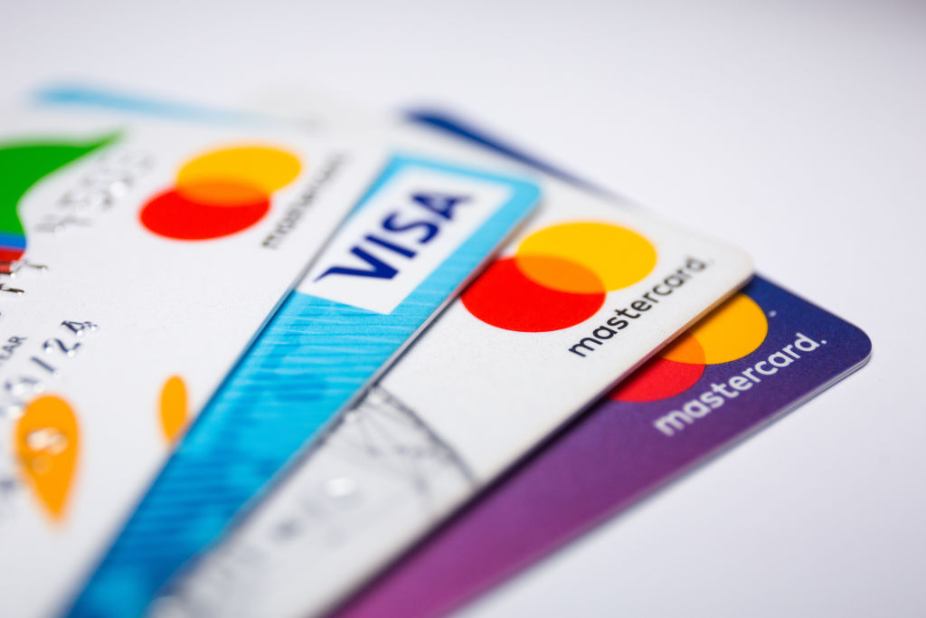 U.S. credit card debt climbs near all-time high