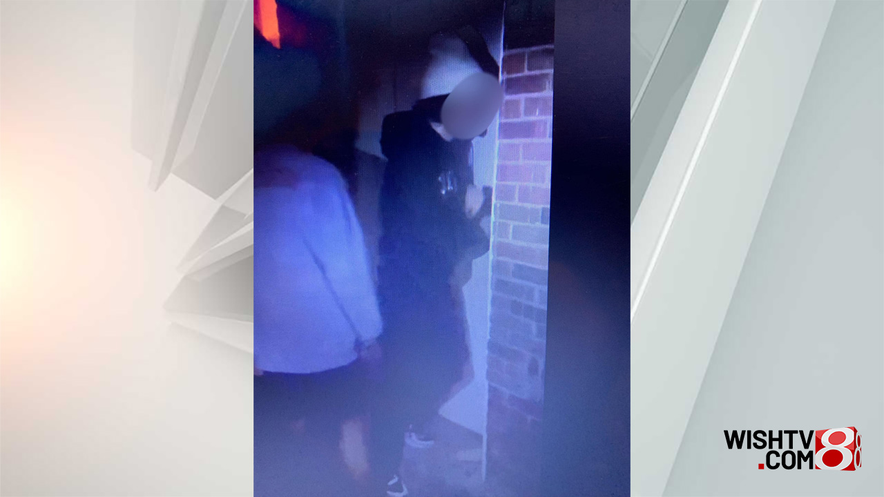 Bloomington PD seeks 'person of interest' in stabbing - Indianapolis ...
