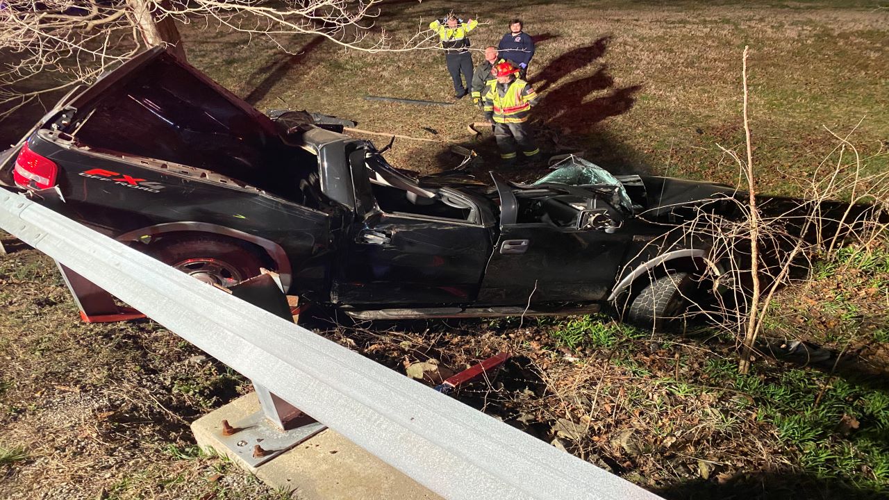 Sheriff: Man dies in Johnson Co. crash - Indianapolis News | Indiana ...