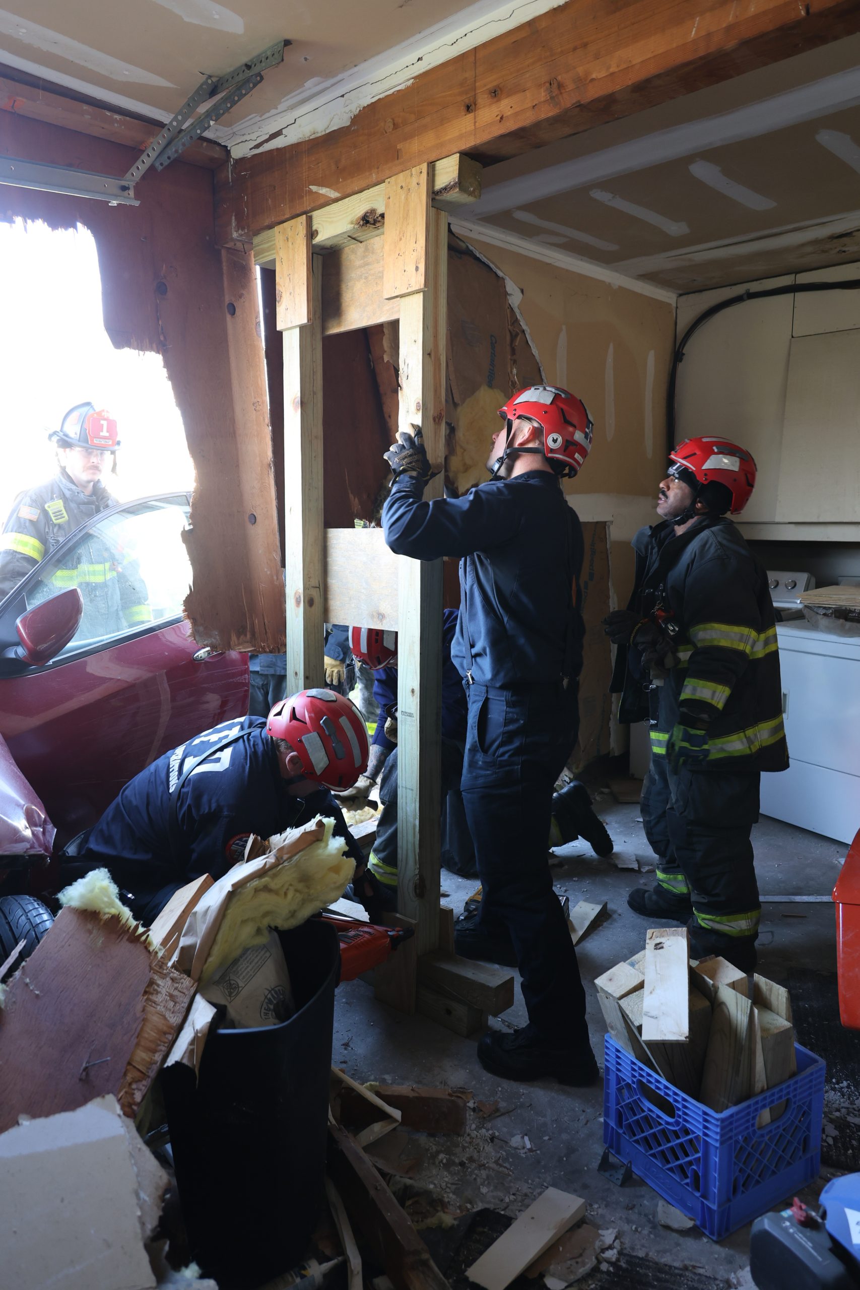 Driver hospitalized after crashing car into condo on Indy's west side ...