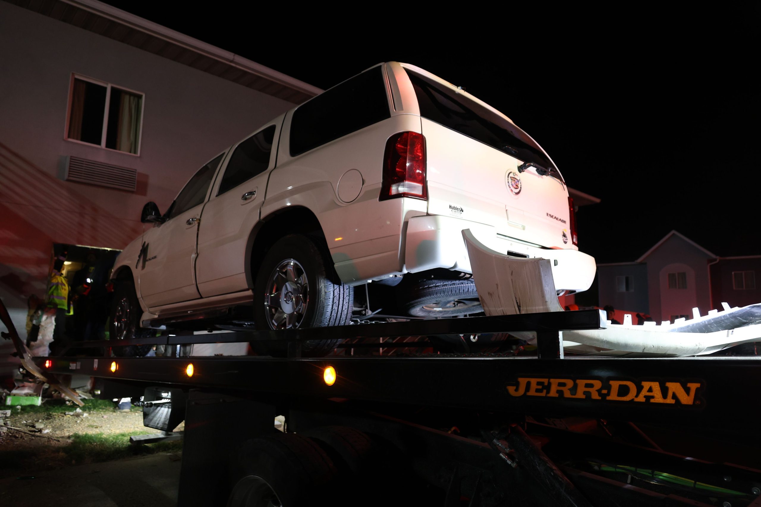SUV plows into apartment at Super 8 hotel on northeast side ...