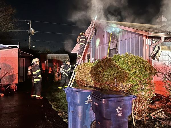 IFD: 4 adults, 1 child displaced after house fire on Indy's far east ...
