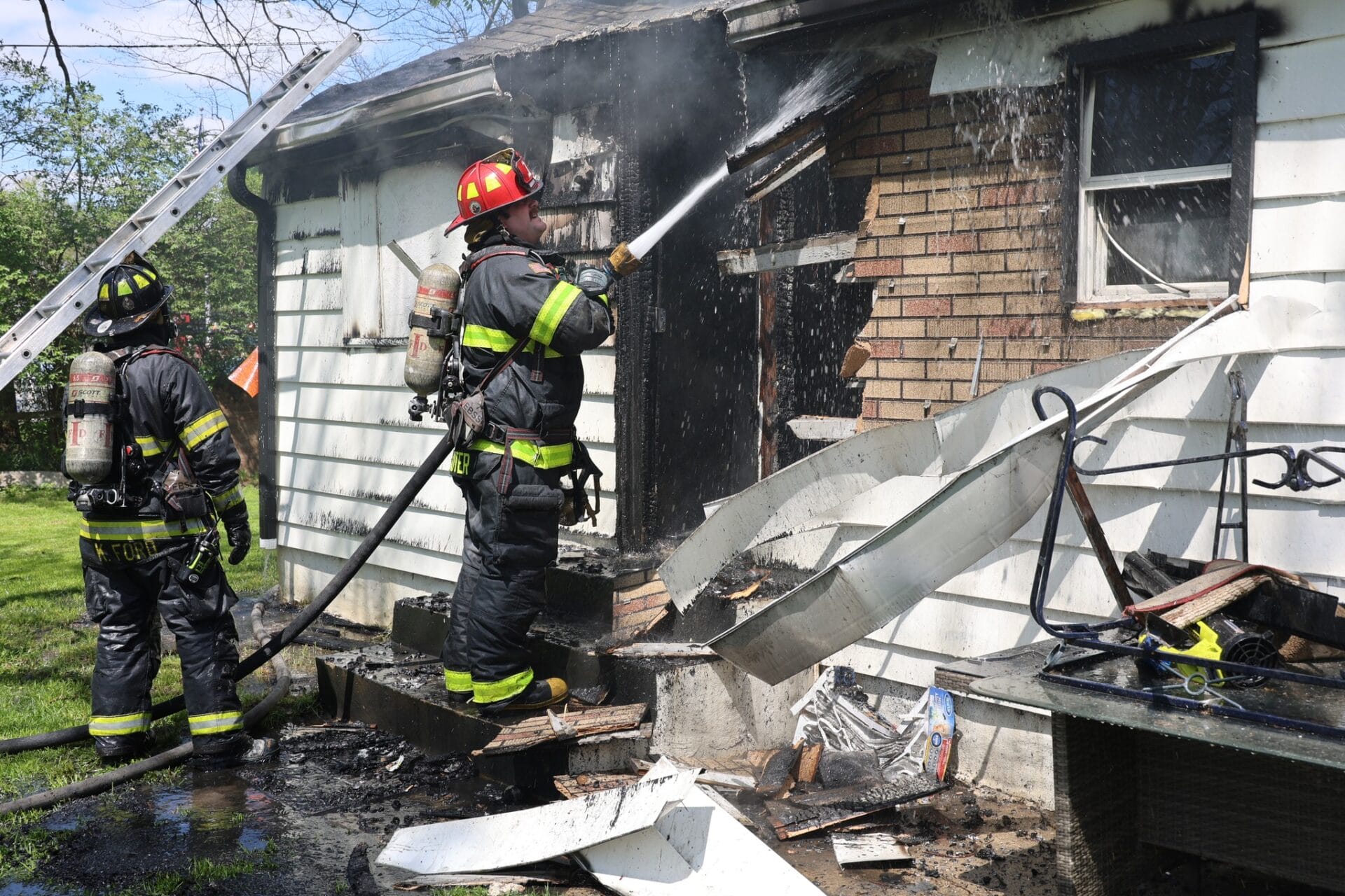 6 people escape house fire on Indy's west side - Indianapolis News ...