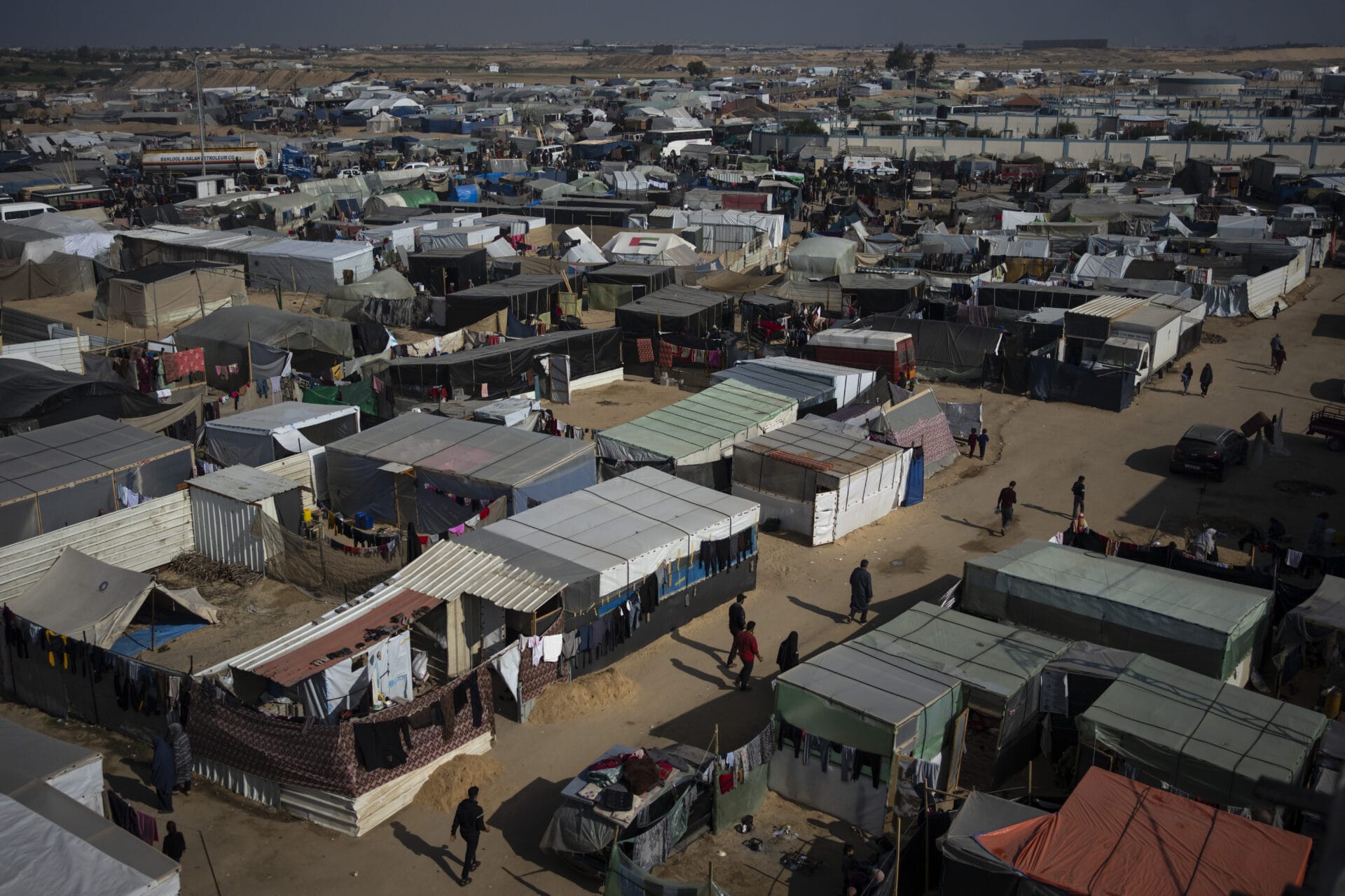 Israel orders evacuation of part of Gaza humanitarian zone ...