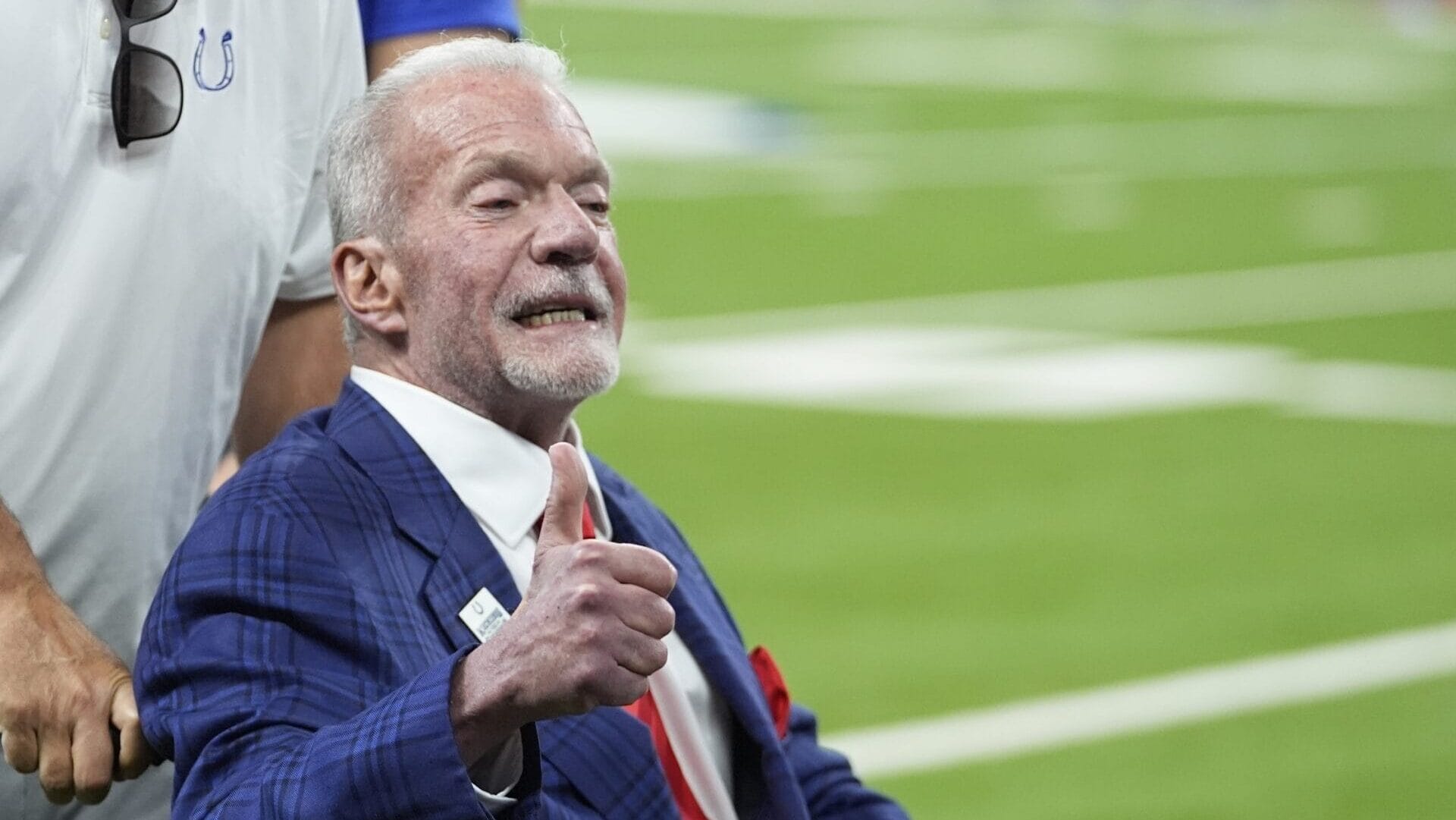 Jim Irsay addresses Colts locker room after season finale ...
