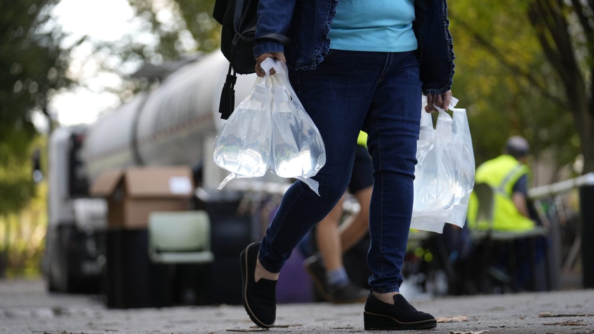 A week after Helene hit, thousands struggle without water