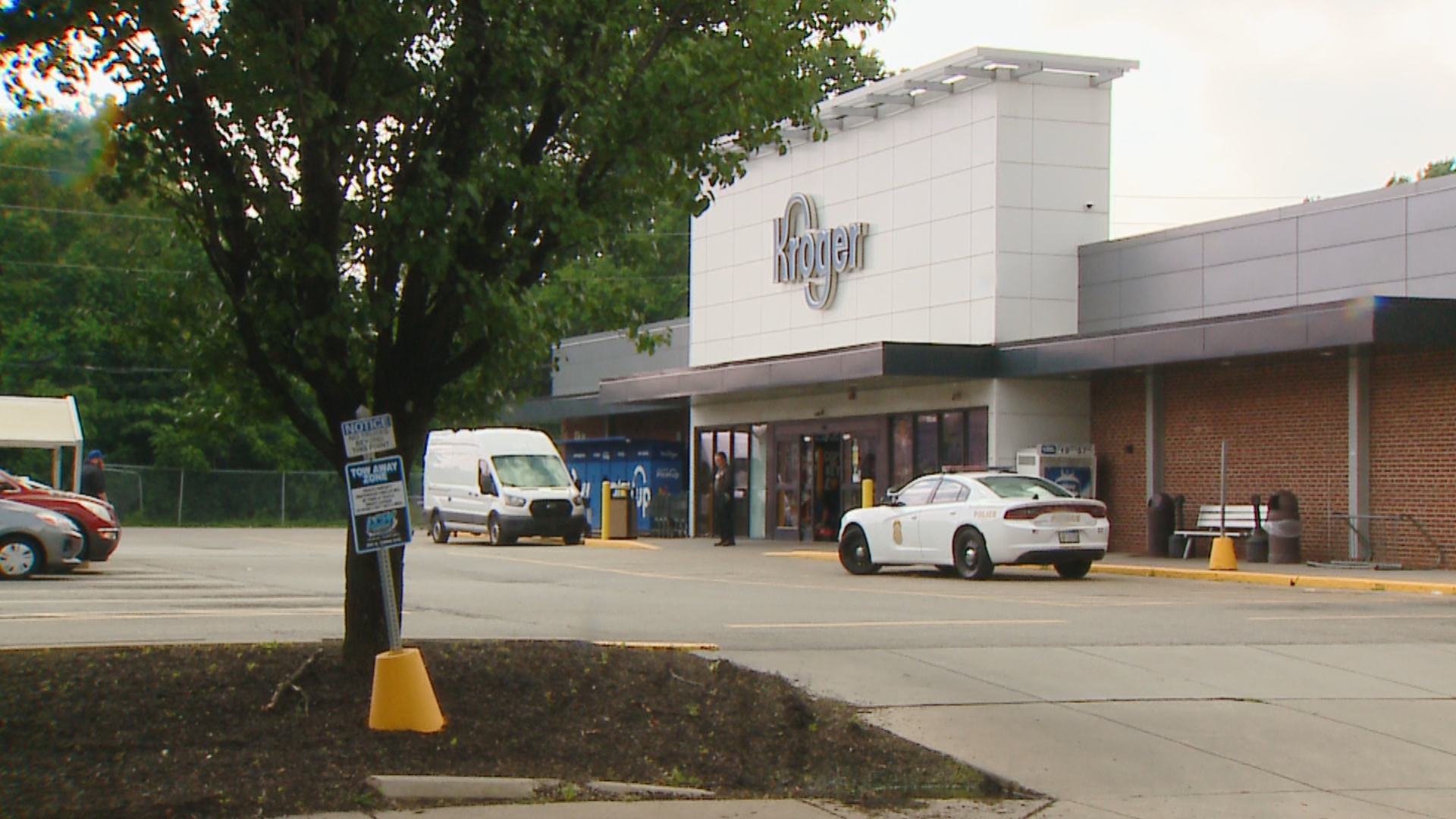 No arrests made after shots fired at near northside Kroger ...
