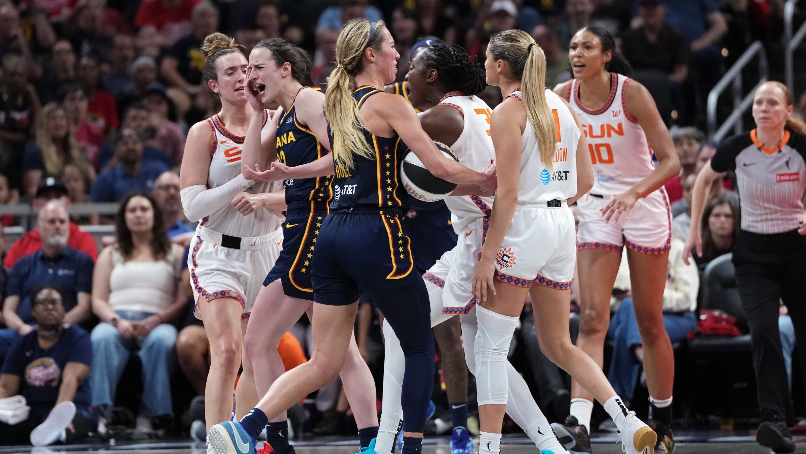 Wnba Pool WNBA official explains Caitlin Clark technical foul, no Mabrey ejection ...