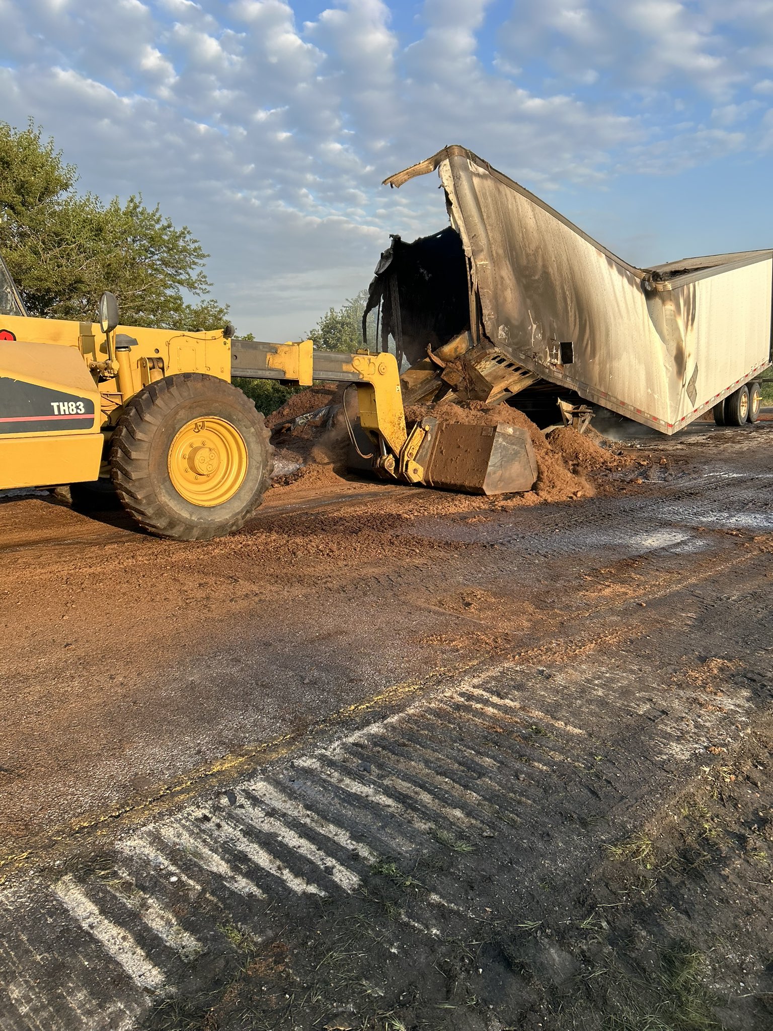 Truck driver killed in fiery 3-semi crash on I-65 SB near Rensselaer ...