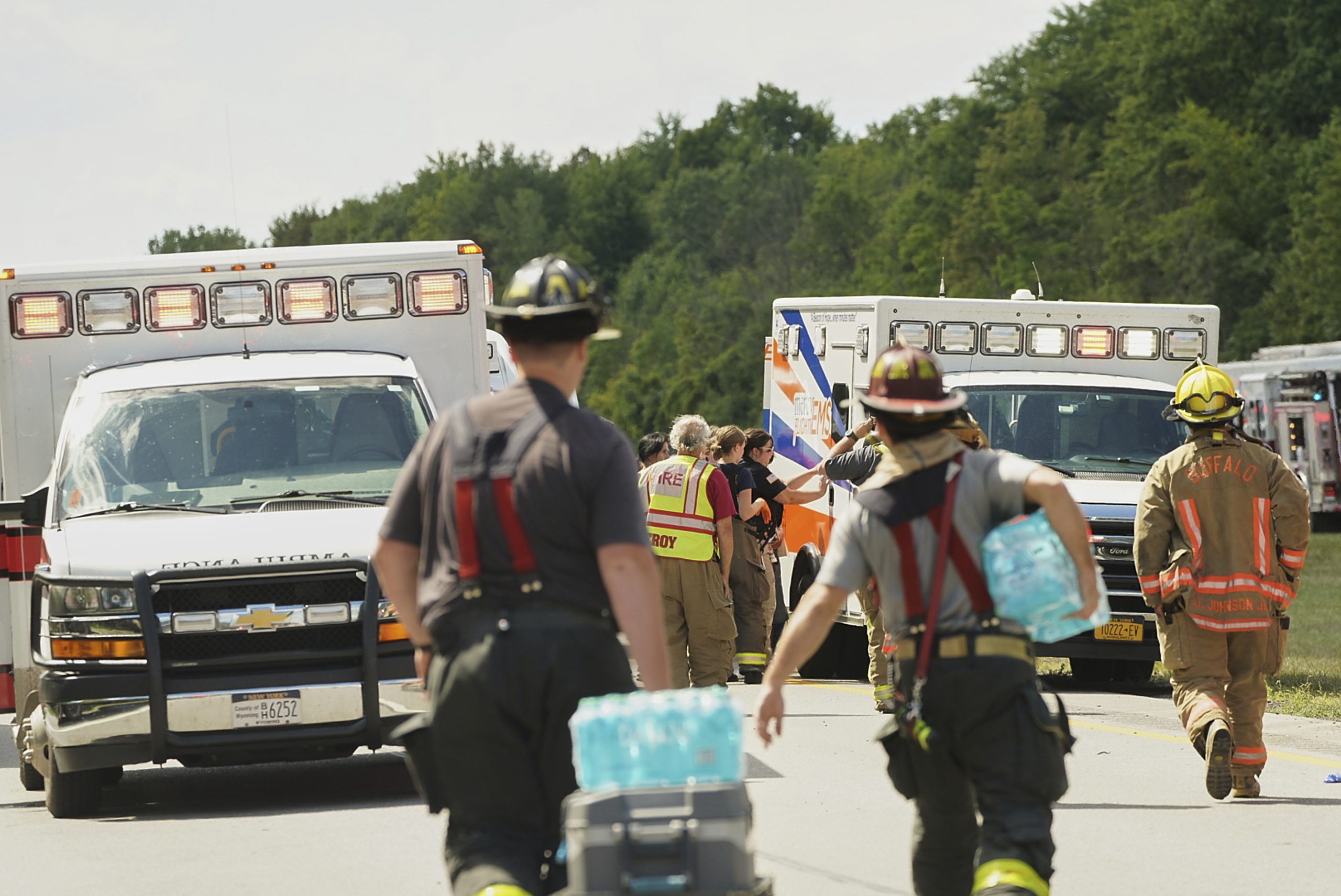 Rollover crash of tour bus on I-90 in New York kills 5 - Indianapolis ...